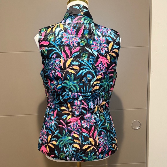 Reversible Floral and Zebra Print Puffer Vest - Picture 4 of 6